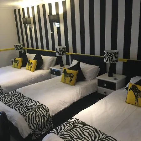Blacksmiths Boutique 4*